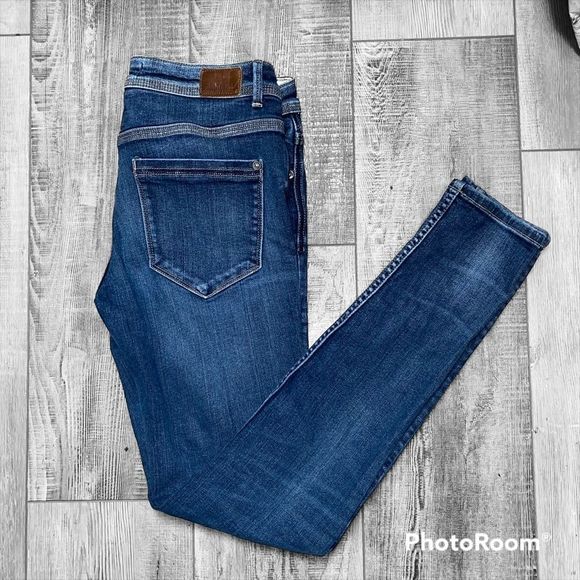 Zara Basic Denim Z1975 Skinny Jeans Women's Size 6 Ankle Cut Low Rise Pants.